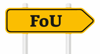 Keltainen kyltti, jossa teksti foU keskellä