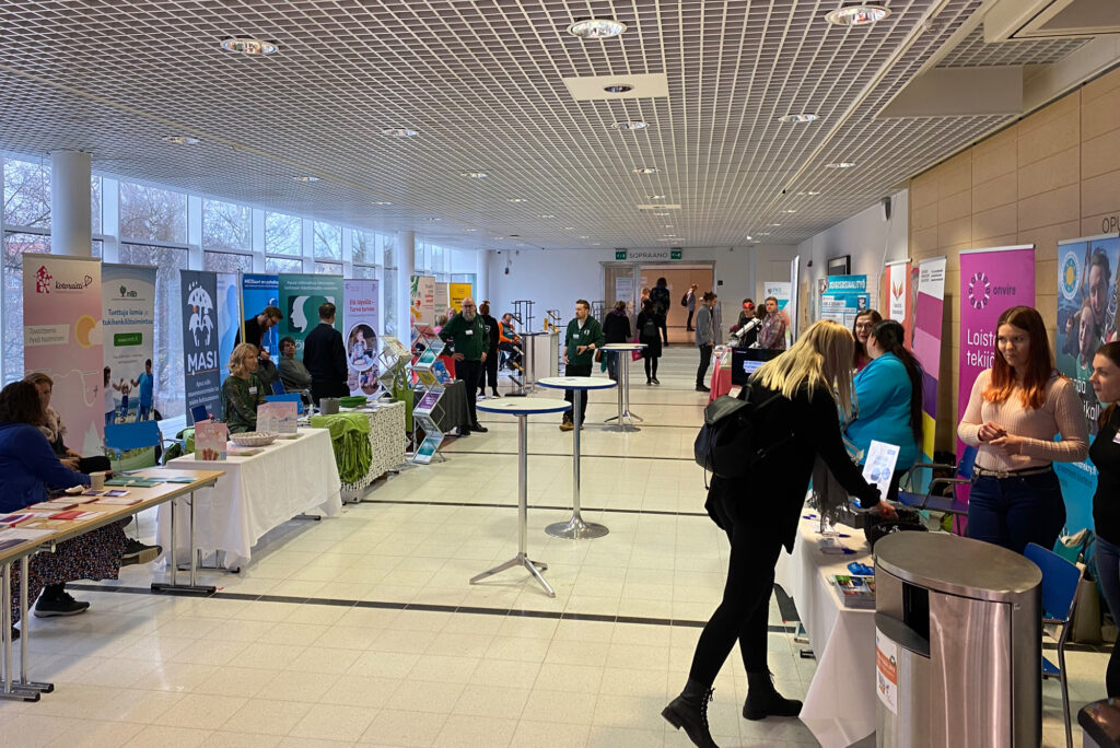 Sosiaalialan asiantuntijapäivien osallistujia 2020